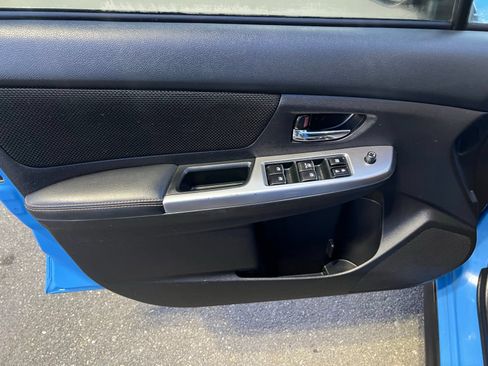 Used 2016 Subaru Crosstrek 2.0i Premium AWD/4WD image 16
