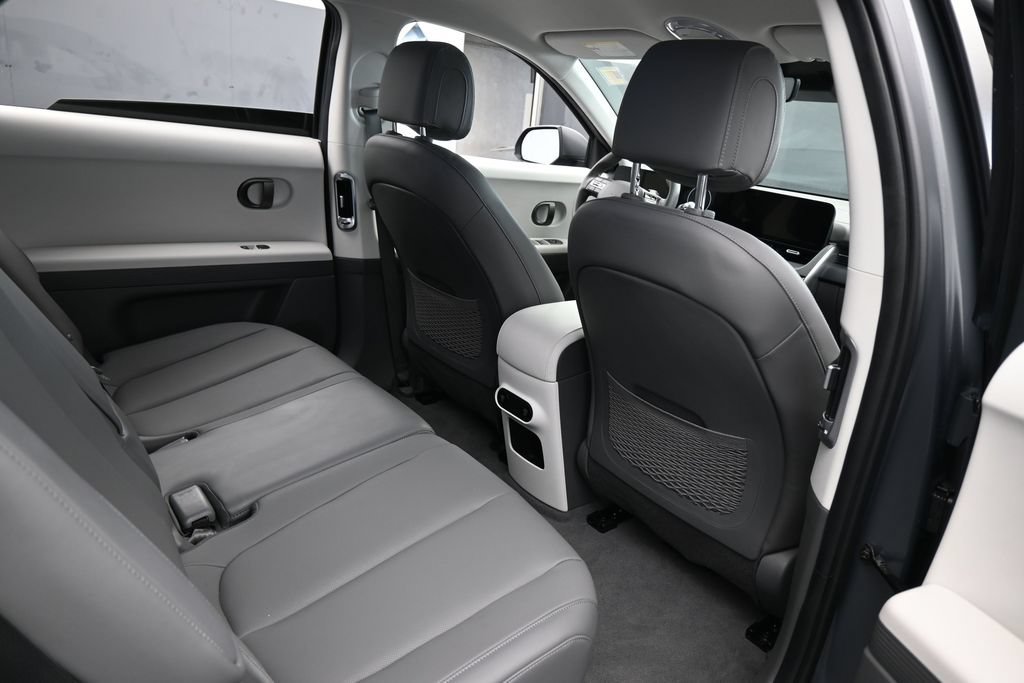 Used 2025 Hyundai Ioniq 5 SEL RWD image 48