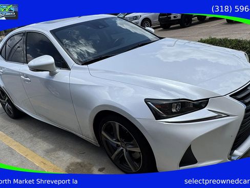 Used 2017 Lexus IS 350 RWD image 2