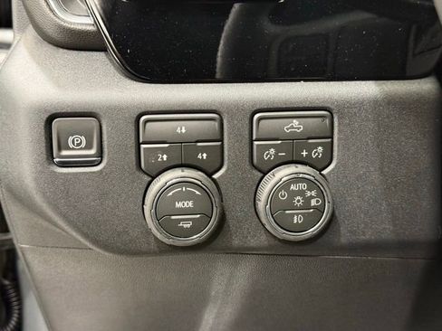 New 2026 Chevrolet Silverado 2500 LT w/ Convenience Package AWD/4WD image 32