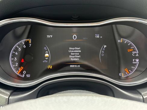 Used 2018 Jeep Grand Cherokee Laredo RWD image 21