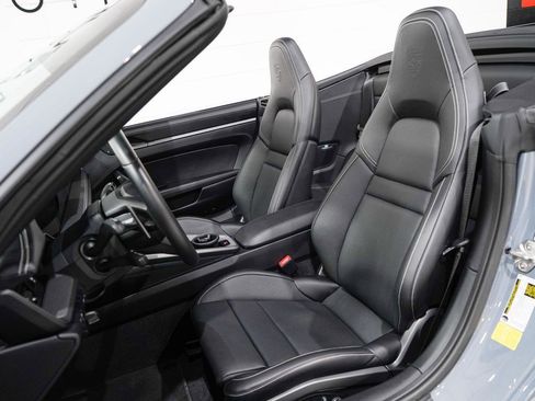 Used 2023 Porsche 911 Carrera S image 10