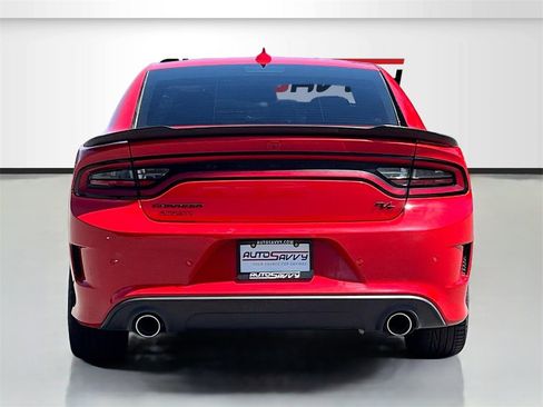 Used 2022 Dodge Charger R/T w/ Blacktop Package image 6