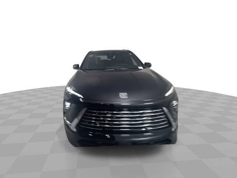 Used 2025 Buick Enclave Preferred image 3