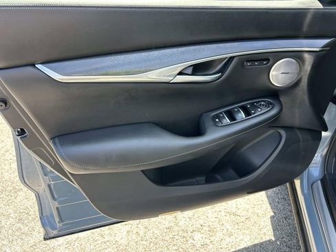 Certified 2025 INFINITI QX50 Sport image 17