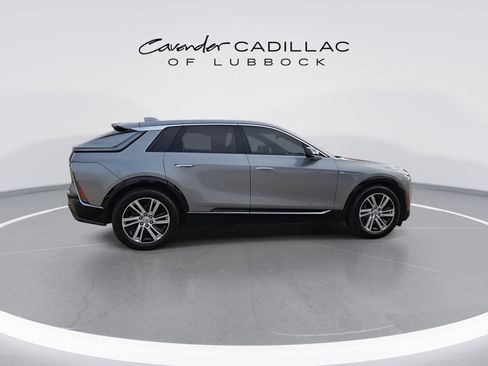 Certified 2024 Cadillac Lyriq Tech AWD/4WD image 9