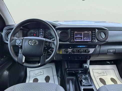 Used 2021 Toyota Tacoma SR AWD/4WD image 16