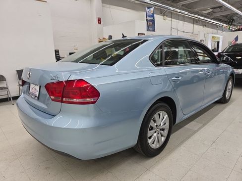 Used 2013 Volkswagen Passat 2.5 S FWD image 6