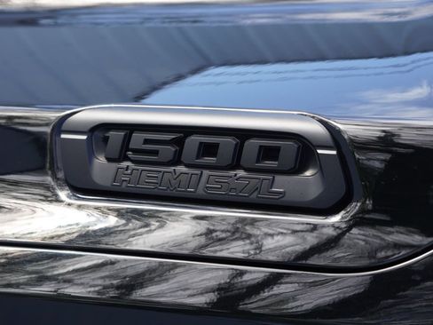 Used 2022 RAM 1500 Big Horn AWD/4WD image 10