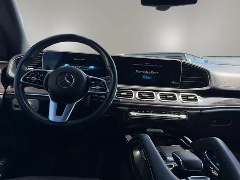 Used 2020 Mercedes-Benz GLS 450 4MATIC image 21