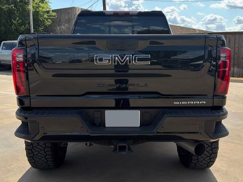 Used 2024 GMC Sierra 2500 Denali w/ Denali Reserve Package AWD/4WD image 6