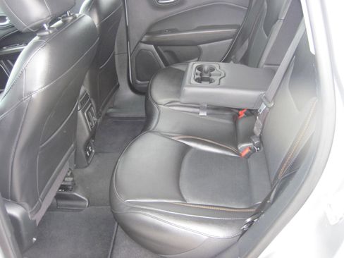 Used 2020 Jeep Compass Limited image 7