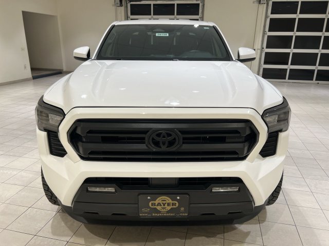 Used 2025 Toyota Tacoma SR5 RWD image 8