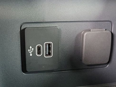 New 2026 Ford Explorer Active w/ Active Comfort Package image 14