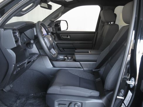 New 2026 Toyota Tundra SR5 image 18