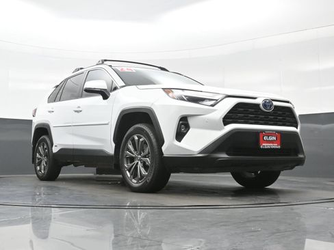 Used 2024 Toyota RAV4 XLE Premium w/ Weather Package AWD/4WD image 27
