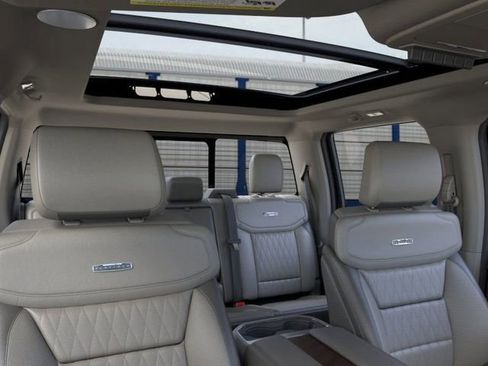 New 2026 Ford F450 Platinum image 25