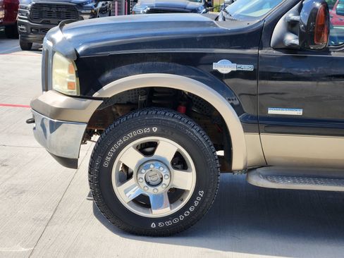 Used 2006 Ford F250 4x4 Crew Cab Super Duty image 10