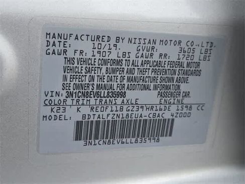 Used 2020 Nissan Versa SV image 33