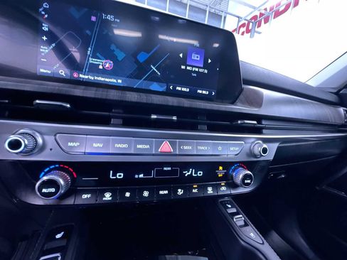 Used 2023 Kia Telluride EX image 29