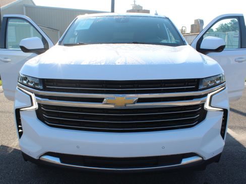 Used 2023 Chevrolet Suburban LT image 51