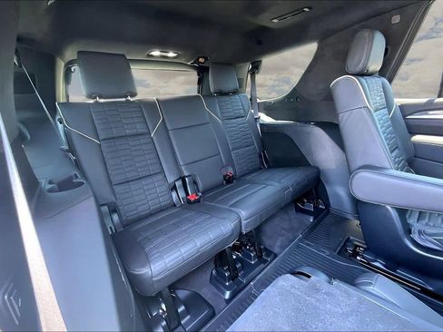 Used 2025 Cadillac Escalade V w/ LPO, ONYX Package AWD/4WD image 26