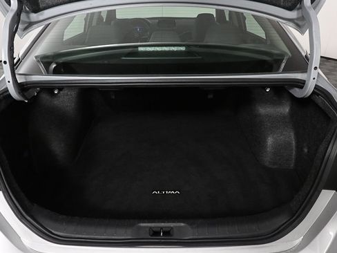 Used 2024 Nissan Altima 2.5 SV image 27