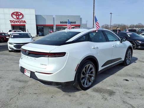 New 2026 Toyota Crown Limited w/ Advanced Technology Package image 3