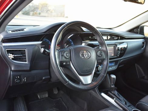 Used 2015 Toyota Corolla S image 9
