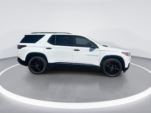 Used 2020 Chevrolet Traverse Premier w/ Redline Edition AWD/4WD image 10