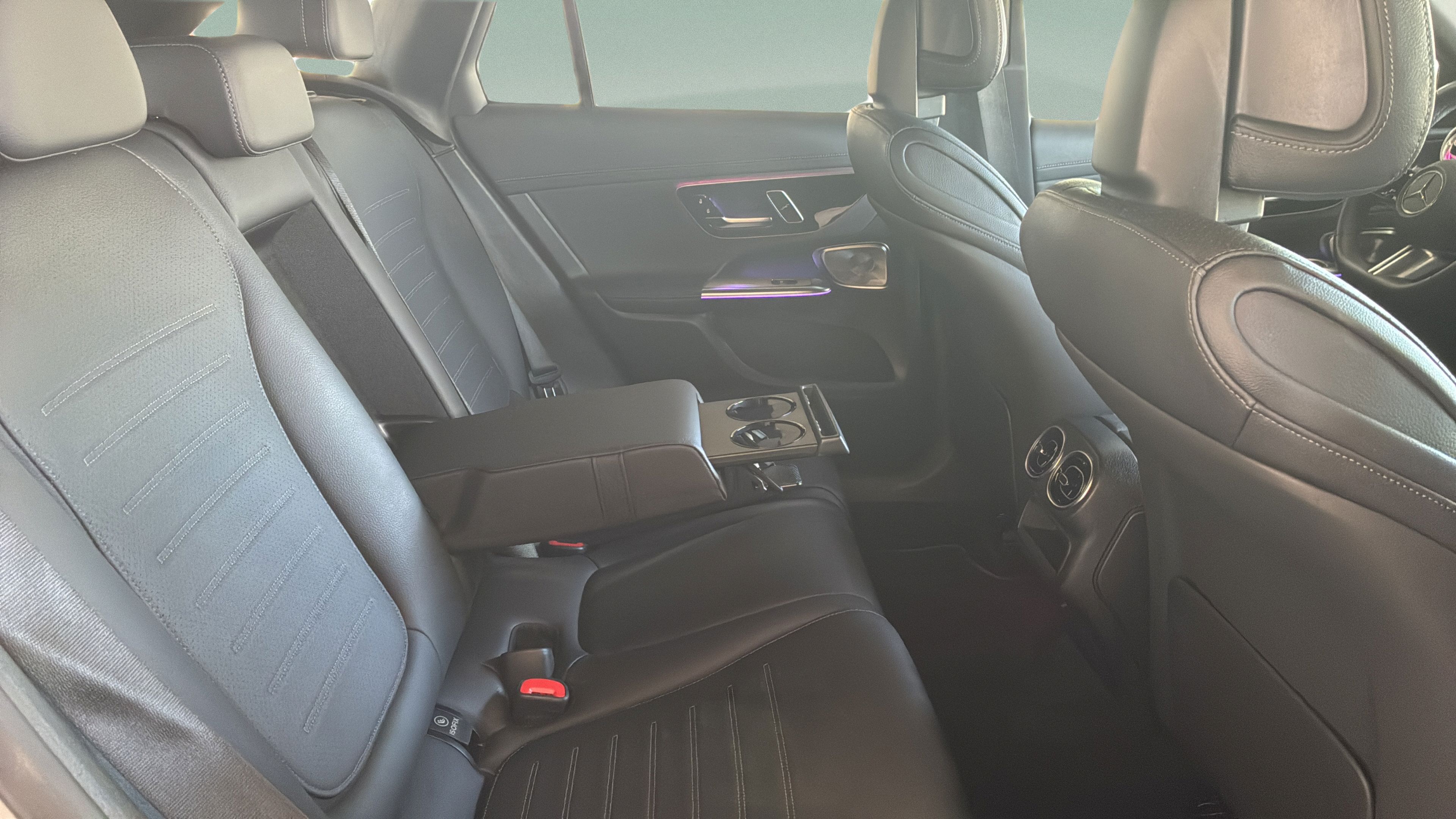 Used 2026 Mercedes-Benz GLC 300 image 45