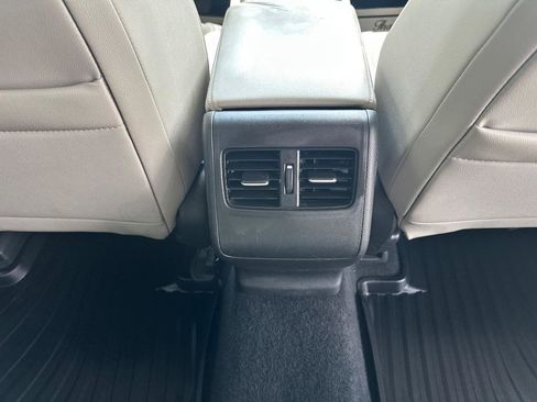 Used 2018 Honda Accord EX-L image 24