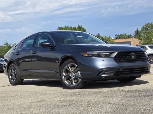 New 2025 Honda Accord EX-L image 2