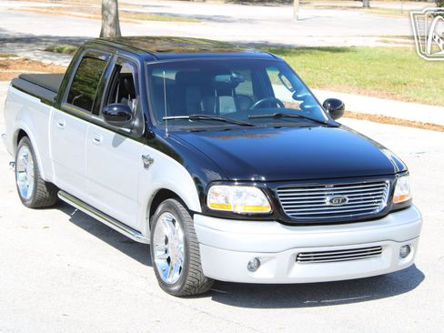 Used 2003 Ford F150 Harley-Davidson image 13