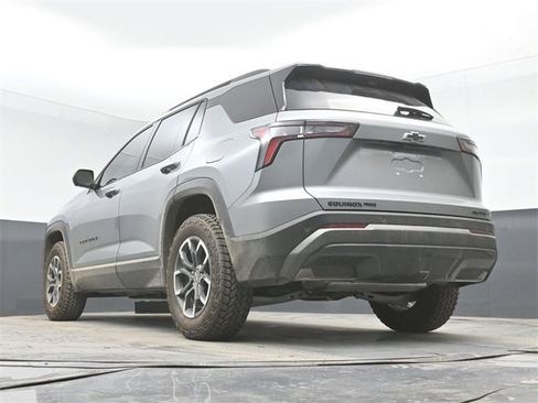 Used 2025 Chevrolet Equinox ACTIV w/ Safety and Technology Package image 46