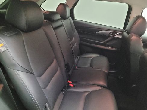 Used 2021 MAZDA CX-9 Touring FWD image 19