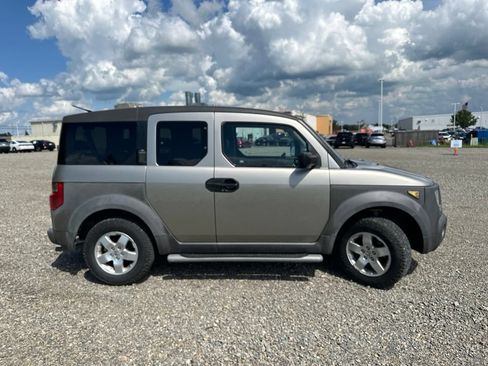 Used 2003 Honda Element EX image 11