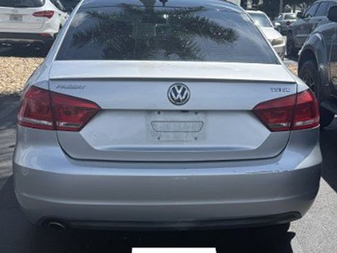 Used 2015 Volkswagen Passat 1.8T Sport FWD image 4