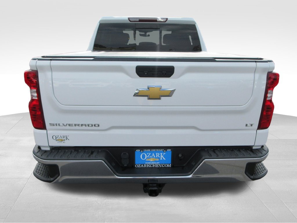 Certified 2021 Chevrolet Silverado 1500 LT w/ Convenience Package II AWD/4WD image 4