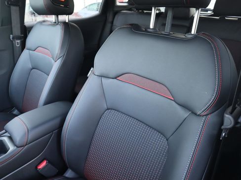 New 2026 Nissan Kicks SR w/ SR Premium Package image 18