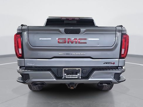Certified 2020 GMC Sierra 1500 AT4 w/ AT4 Premium Package AWD/4WD image 5
