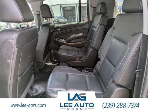 Used 2020 Chevrolet Suburban Premier AWD/4WD image 11