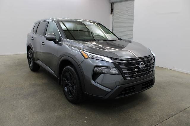 Certified 2026 Nissan Rogue SV FWD image 6