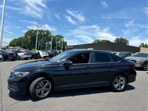 Used 2022 Volkswagen Jetta SE FWD image 6