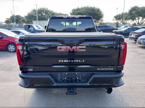Used 2024 GMC Sierra 2500 Denali w/ Denali Reserve Package AWD/4WD image 4