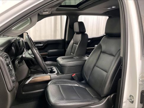 Used 2020 Chevrolet Silverado 1500 LT Trail Boss image 10