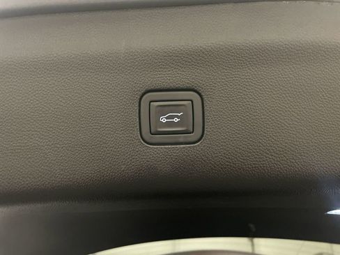 Used 2024 Buick Enclave Essence w/ Trailering Package, 5000 lbs. FWD image 26