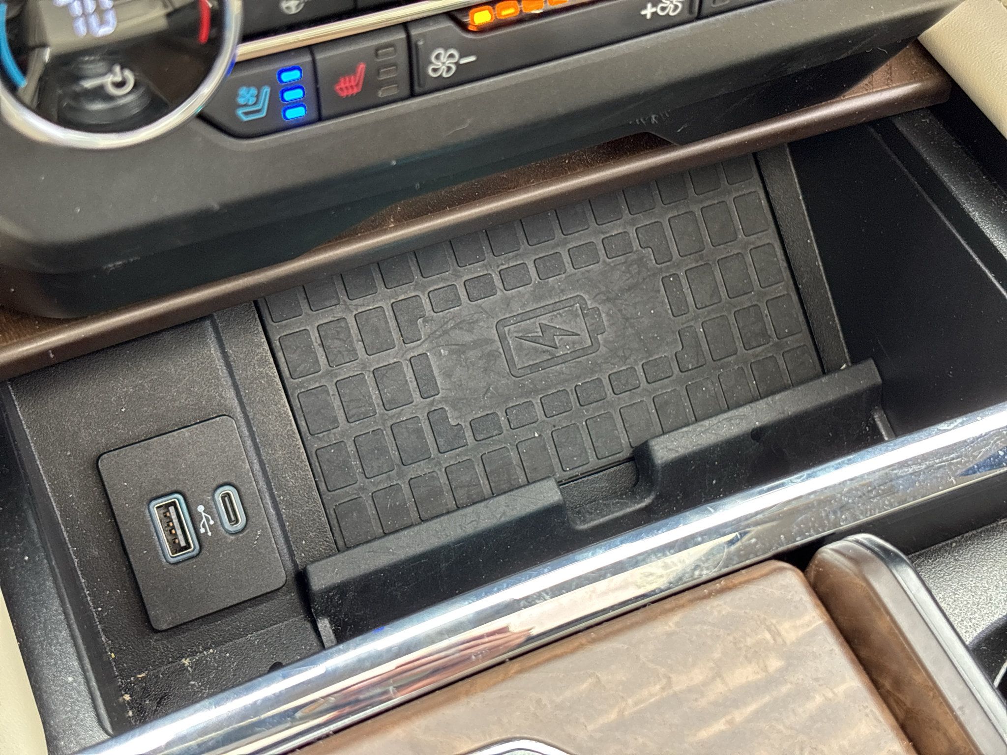 Used 2020 Ford Expedition Platinum AWD/4WD image 26