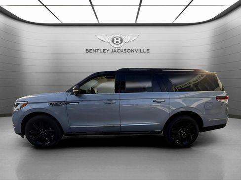 Used 2024 Lincoln Navigator L Black Label image 11