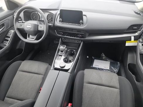 New 2026 Nissan Rogue SV w/ Cold Weather Package image 25